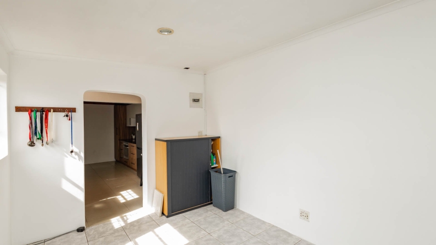 3 Bedroom Property for Sale in Heideveld Western Cape